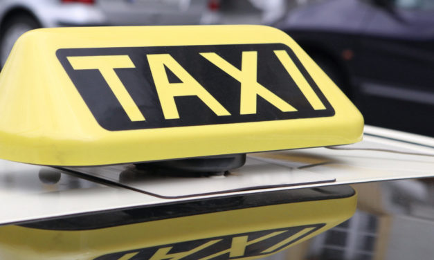 Stadt Wien för­dert Elek­tro-Taxis mit sie­ben Mio Euro