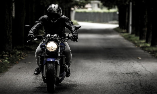 Beim Motor­rad Code 111 Boom in Städ­ten (ORF-Bei­trag)