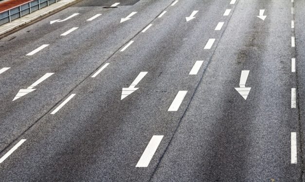 Lärm­min­dern­der Fahr­bahn­be­lag auf der S 1 fertiggestellt