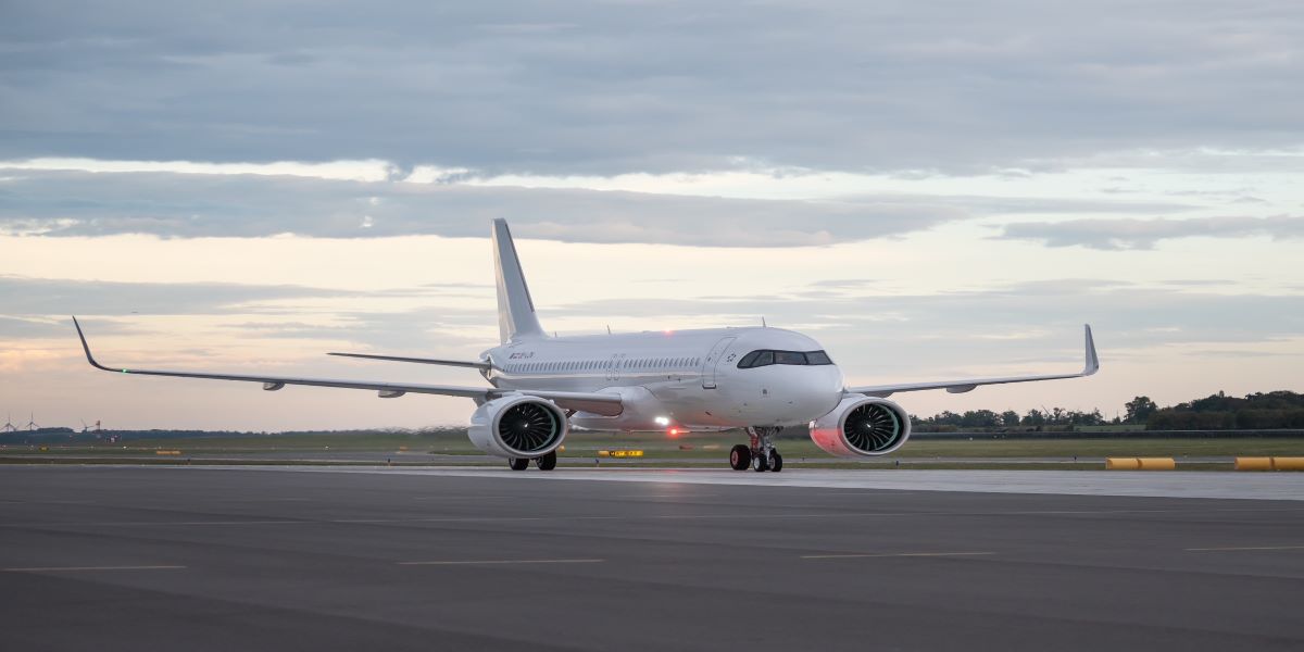 Ers­ter Aus­tri­an Air­lines Air­bus A320neo in Wien gelandet