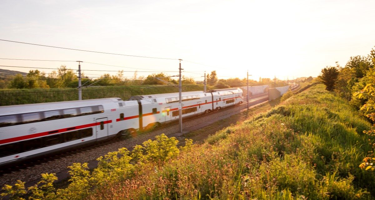 IC-Dop­pel­stock­zü­ge der ÖBB auf West­bahn­stre­cke im Einsatz