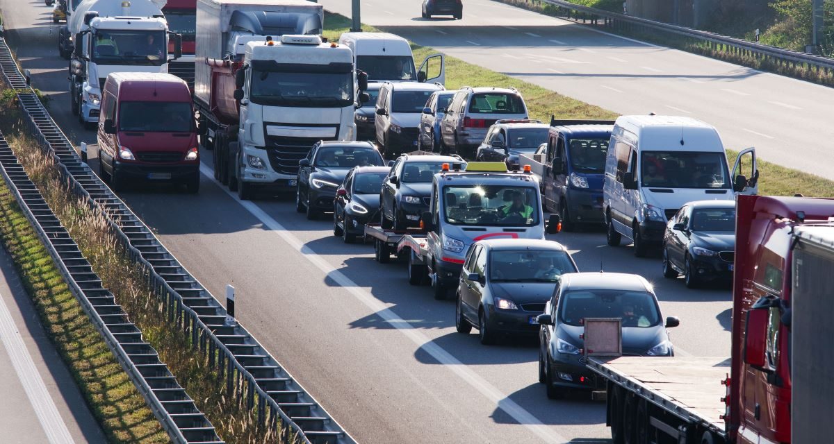 Grenz­über­schrei­ten­de Ver­kehrs­be­hin­de­run­gen vermeiden