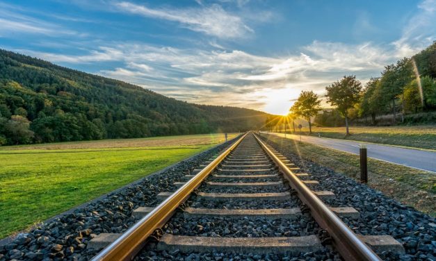 Mur­tal­bahn und Zil­ler­tal­bahn mit umwelt­freund­li­chen Antrieben